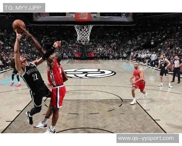 克拉克斯顿表现出色两双数据助力球队赢得胜利贡献10分11篮板3助攻2盖帽