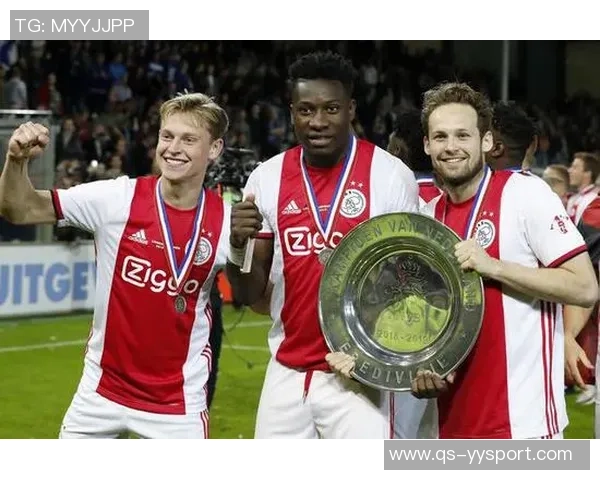 皮克回忆离开曼联原因强调不为金钱选择巴萨而非尤文